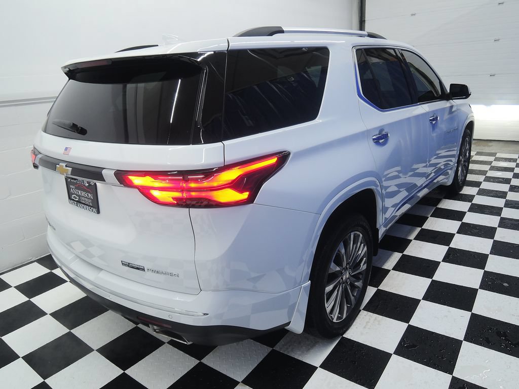 Used 2022 Chevrolet Traverse Premier AWD/4WD image 9