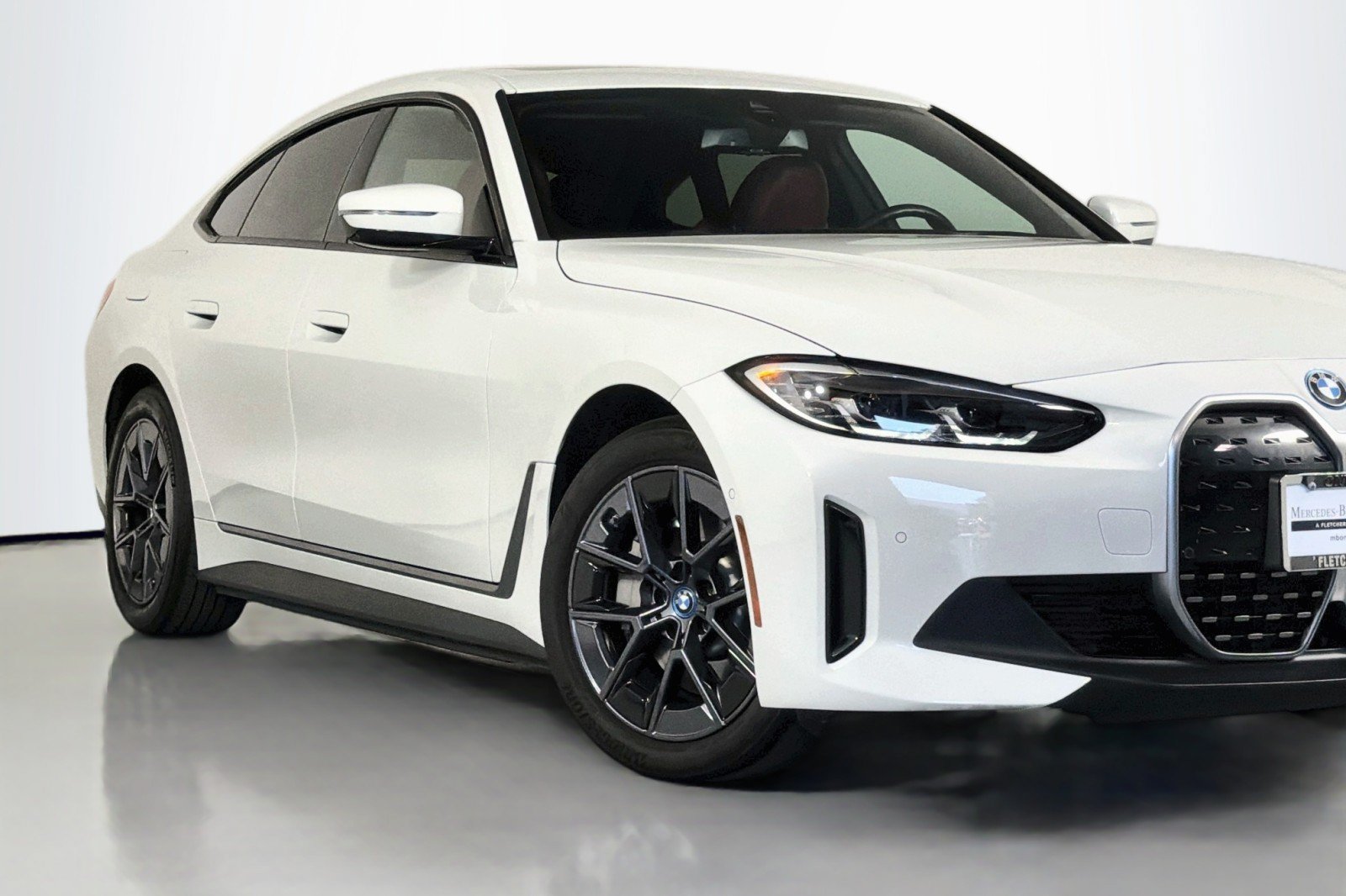 Used 2023 BMW i4 eDrive35 w/ Premium Package RWD image 14