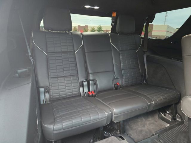 Used 2023 Cadillac Escalade Sport Platinum image 12