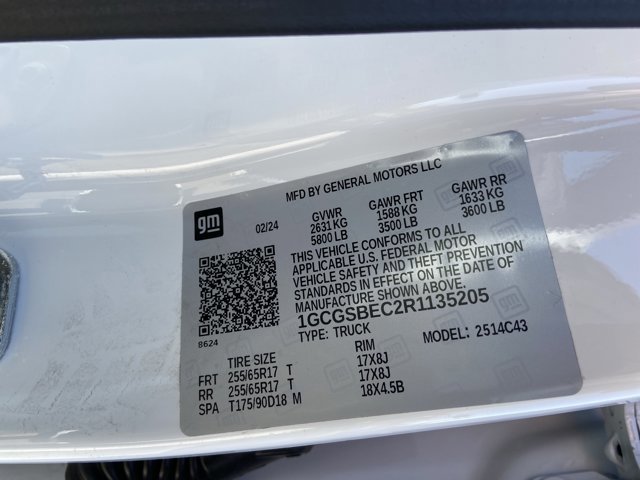 Used 2024 Chevrolet Colorado W/T image 32