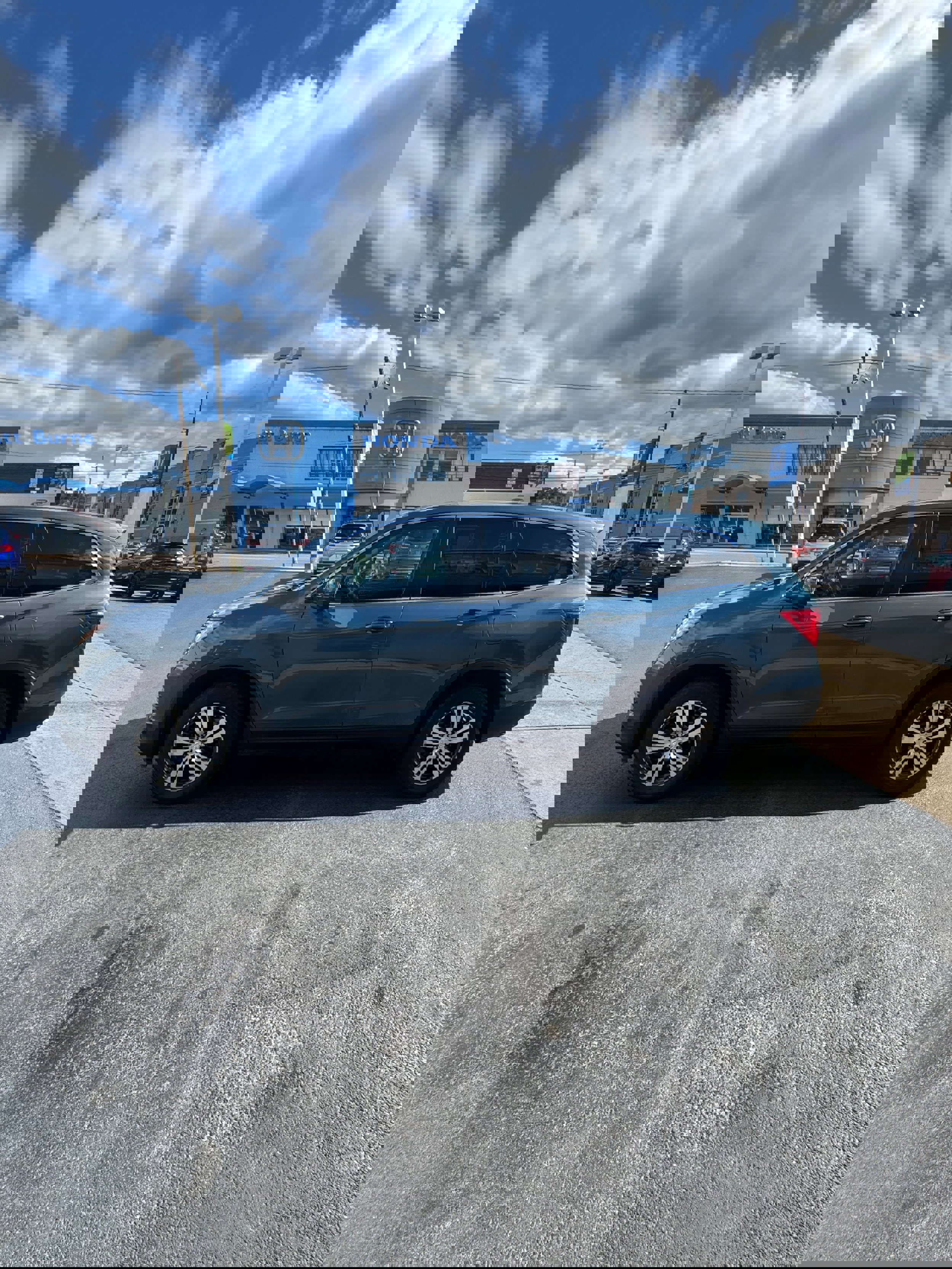 Used 2017 Honda Pilot EX-L image 4