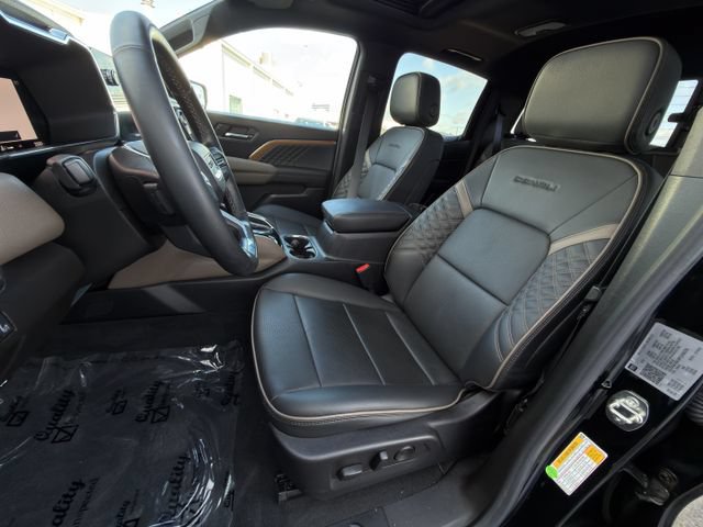 Used 2023 GMC Canyon Denali w/ Denali Black Edition AWD/4WD image 27