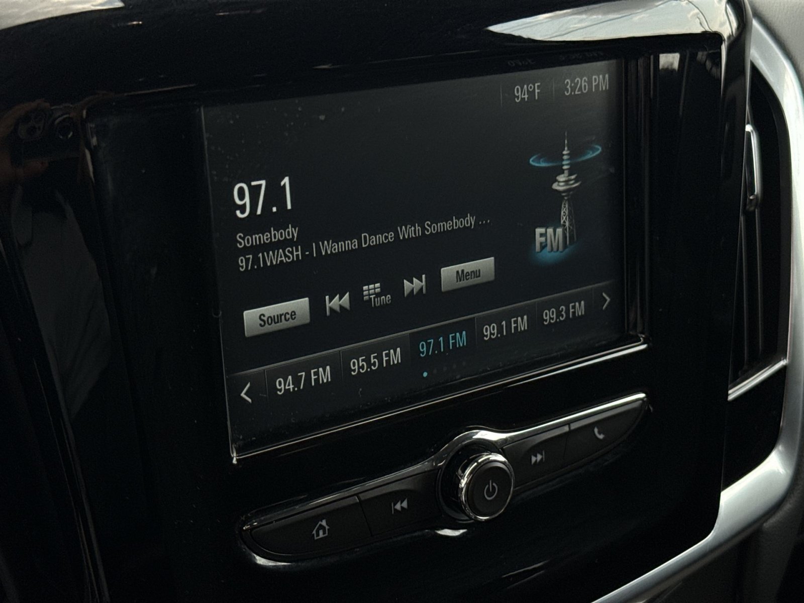 Used 2019 Chevrolet Traverse LS FWD image 18