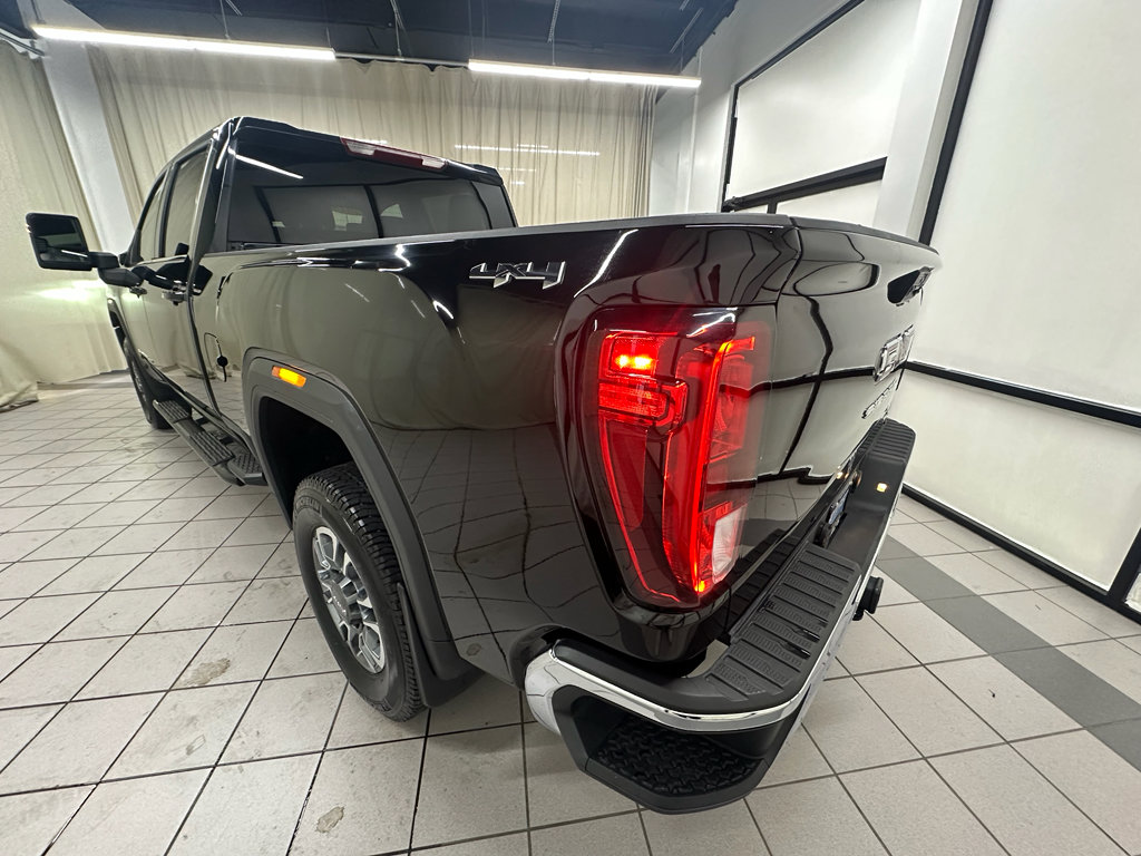 Certified 2024 GMC Sierra 3500 SLE w/ SLE Value Package image 9