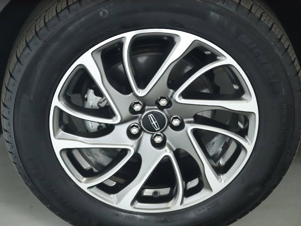 Used 2022 Lincoln Corsair AWD w/ Equipment Group 101A image 35