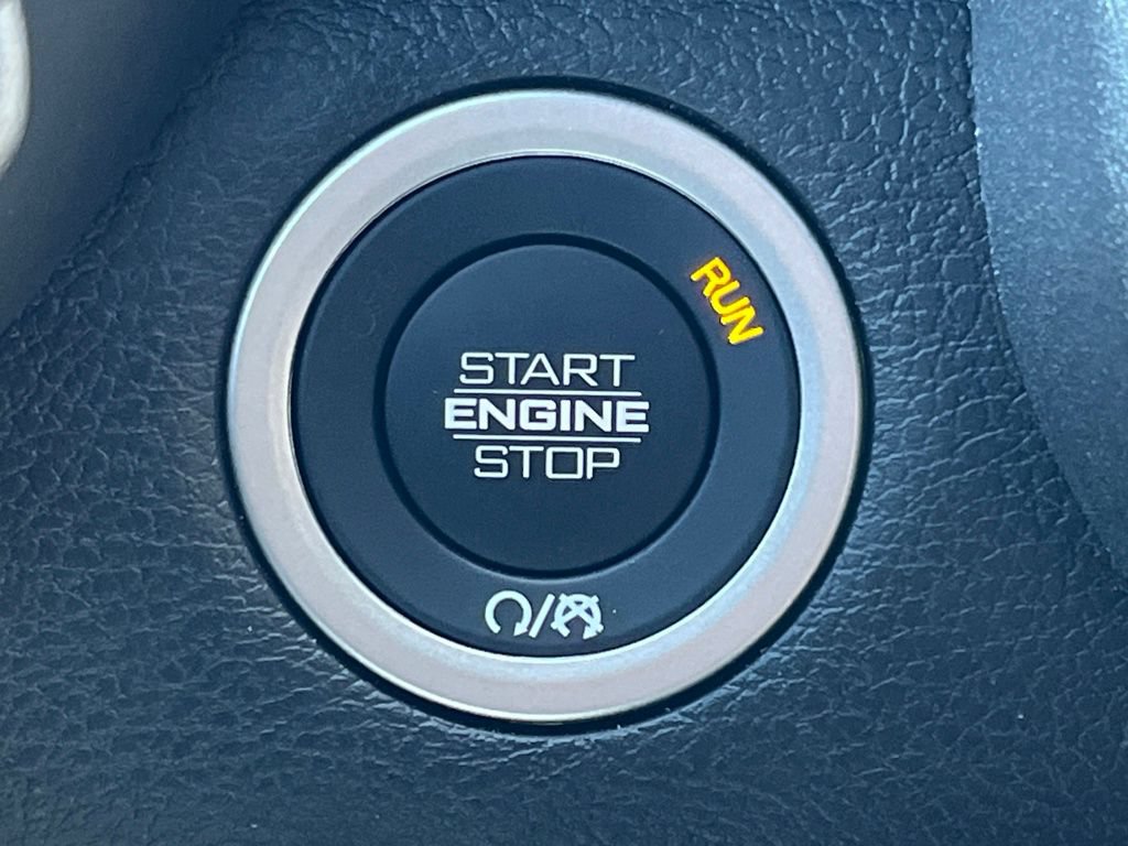 New 2025 RAM 5500 Tradesman AWD/4WD image 11