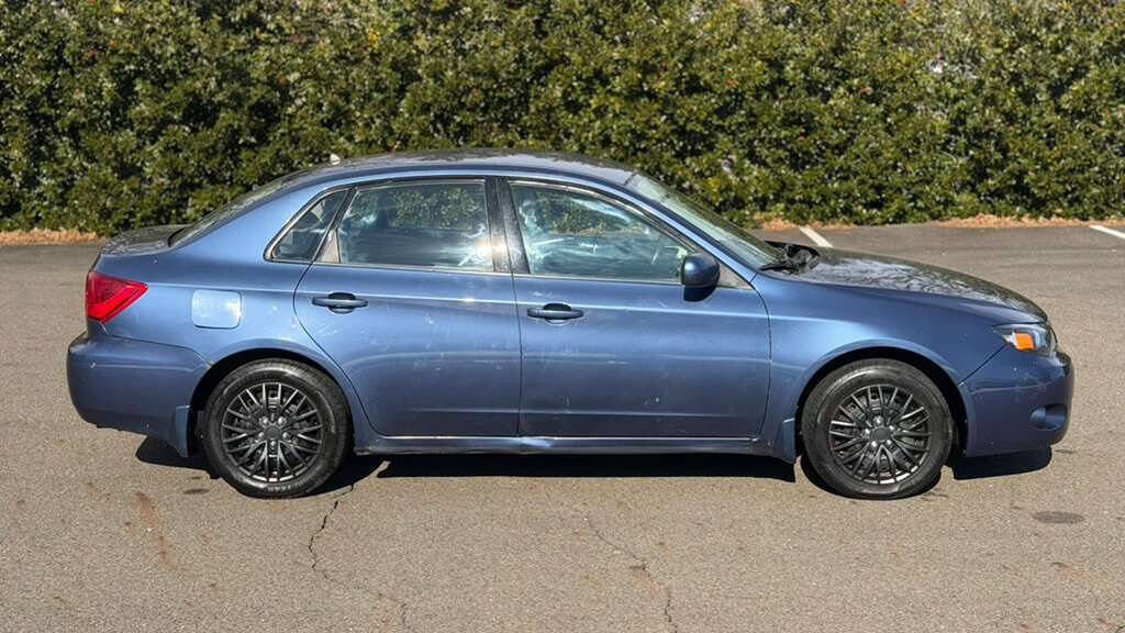 Used 2011 Subaru Impreza 2.5i image 8