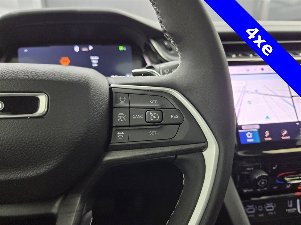 Used 2023 Jeep Grand Cherokee 4WD 4xe image 33