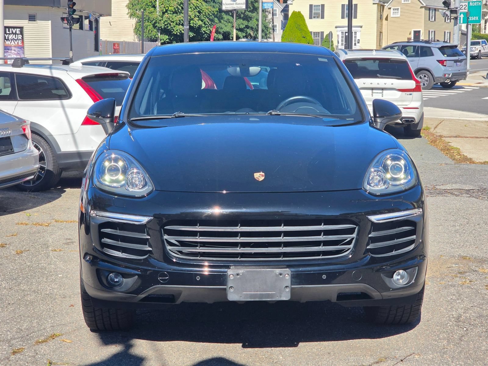 Used 2017 Porsche Cayenne AWD/4WD image 2