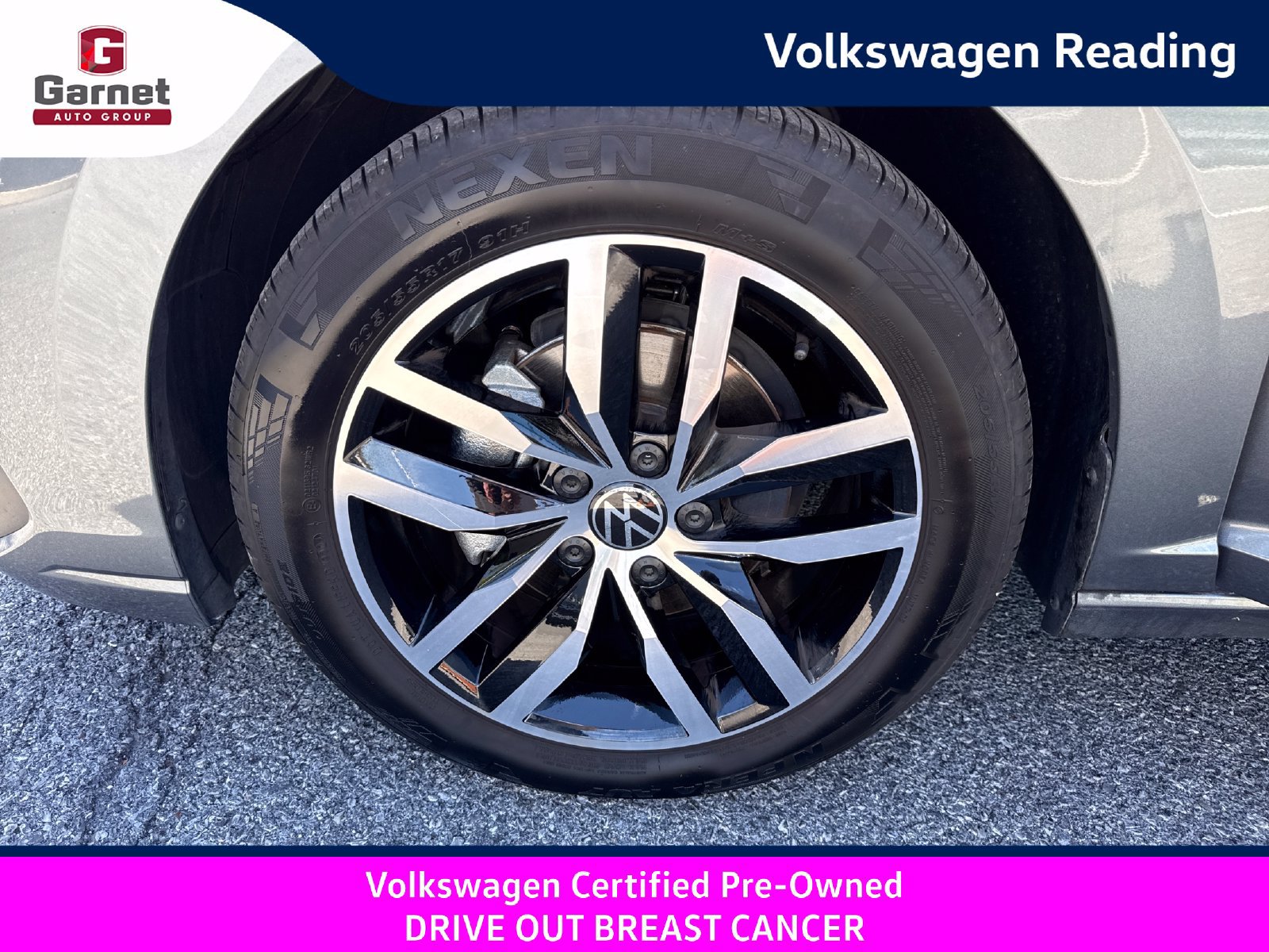 Certified 2025 Volkswagen Jetta SE FWD image 28