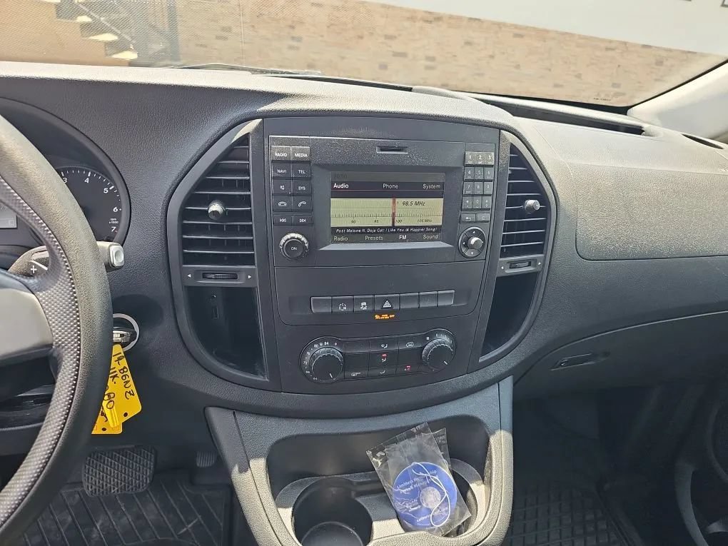 Used 2019 Mercedes-Benz Metris image 16