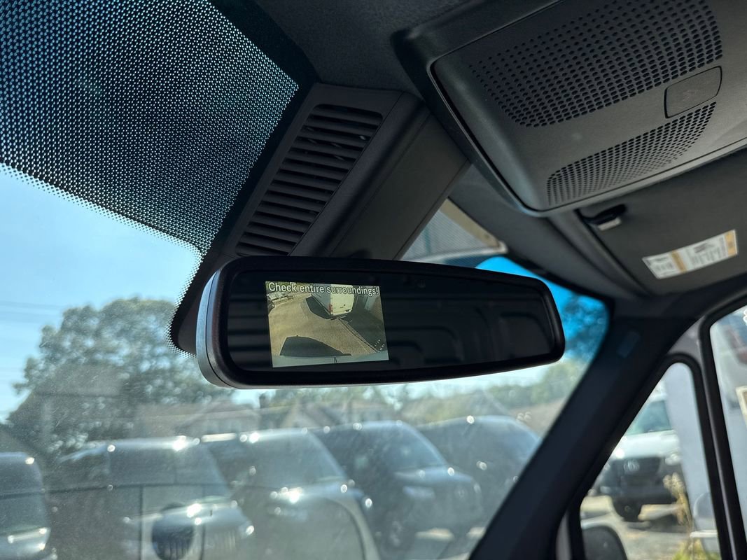 Used 2025 Mercedes-Benz Sprinter 2500 image 35