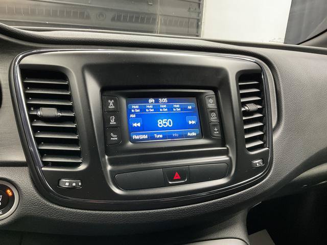 Used 2015 Chrysler 200 S w/ Comfort Group FWD image 16