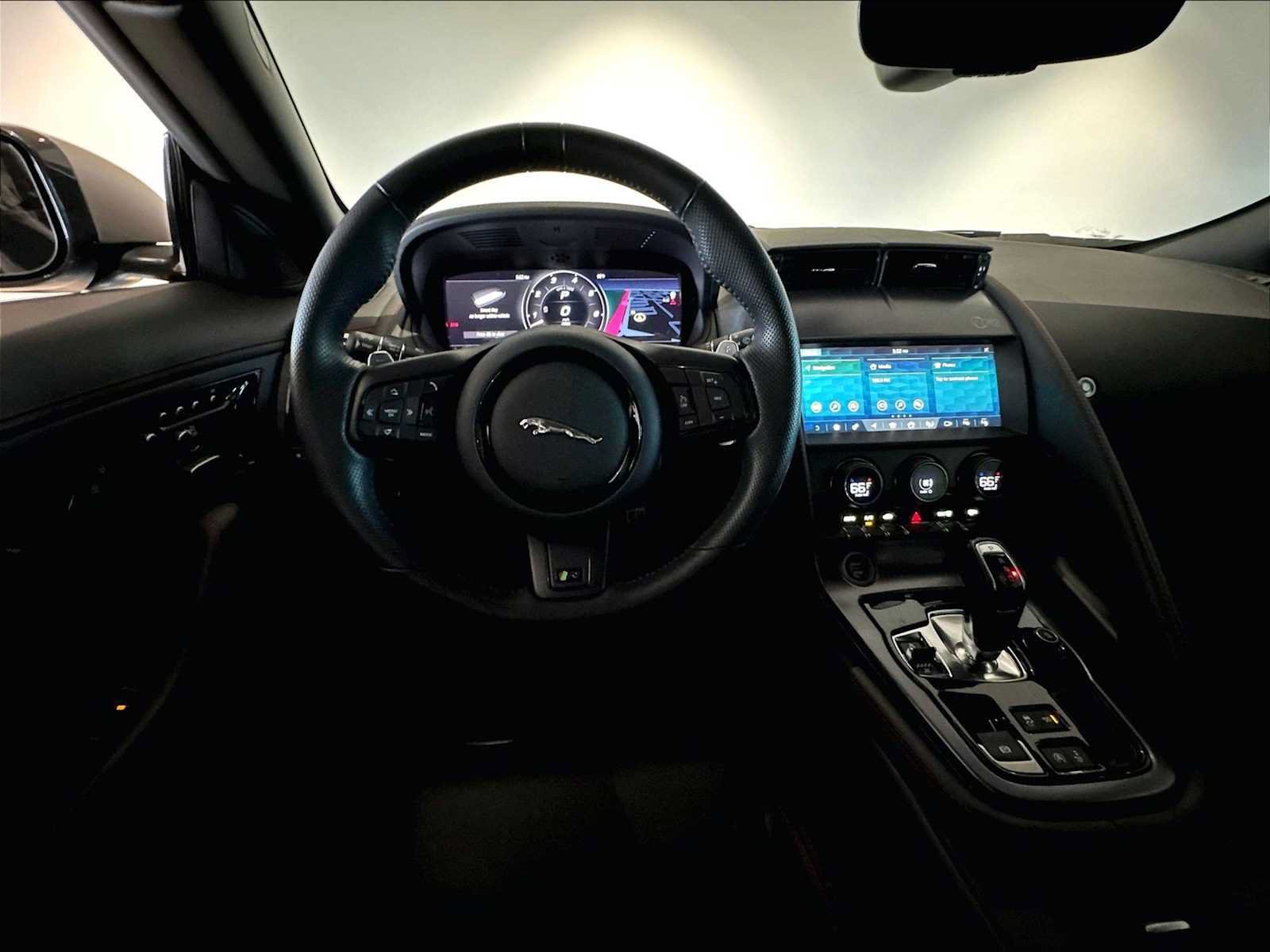 Used 2023 Jaguar F-TYPE R AWD/4WD image 17