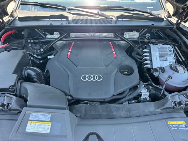 Used 2024 Audi SQ5 Prestige AWD/4WD image 19