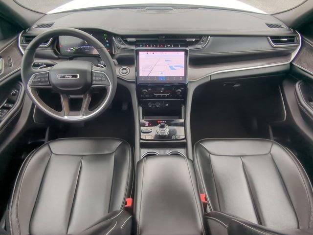 Used 2024 Jeep Grand Cherokee Limited 4xe image 24