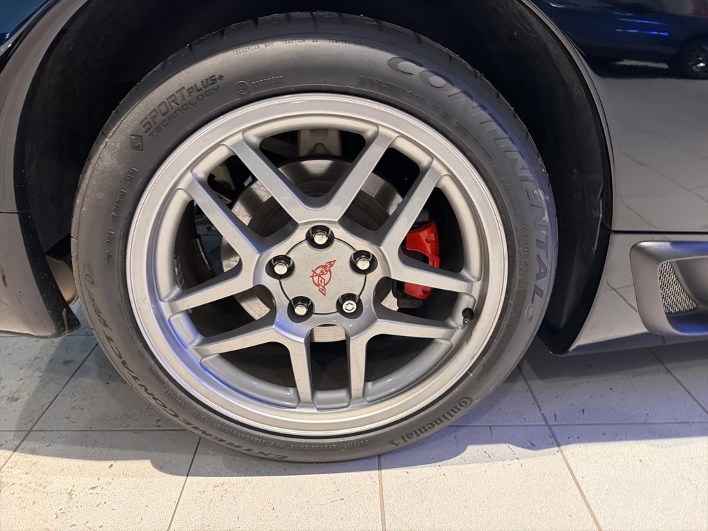 Used 2004 Chevrolet Corvette Z06 w/ Memory Package image 25