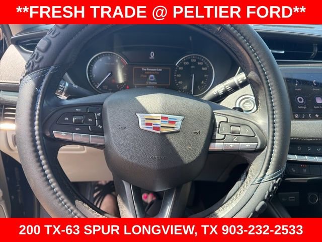 Used 2020 Cadillac XT4 Premium Luxury FWD image 8