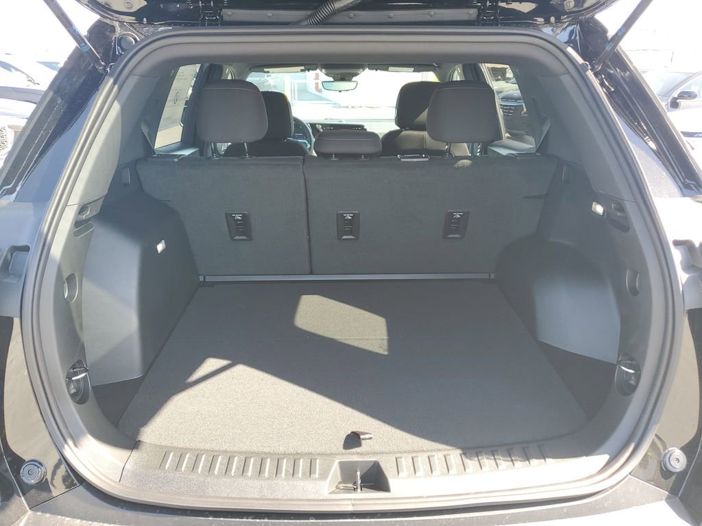 New 2026 Chevrolet Equinox LT w/ Midnight Edition image 8