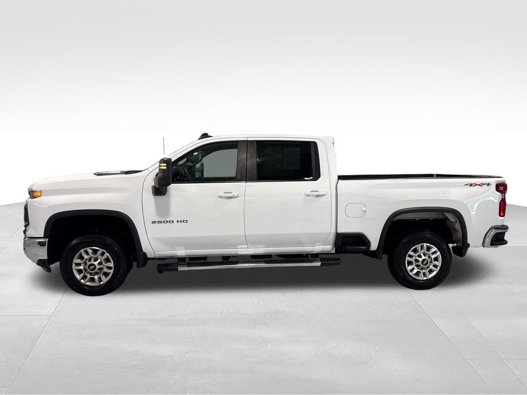 Used 2025 Chevrolet Silverado 2500 LT w/ Convenience Package AWD/4WD image 46
