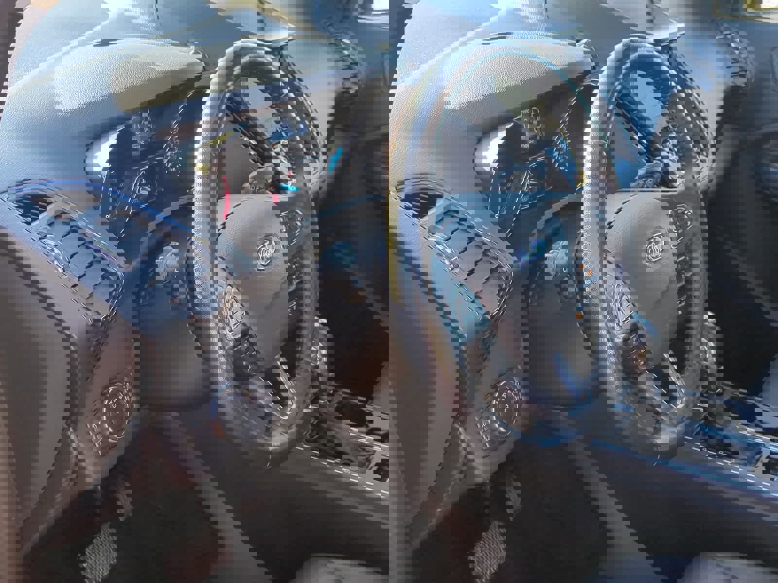 Used 2019 Ford Escape Titanium image 10