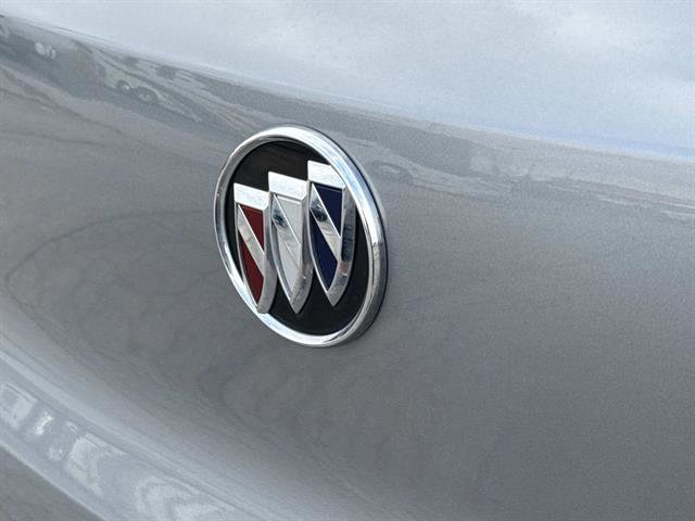 Used 2023 Buick Encore GX Select w/ Sport Touring Package image 7