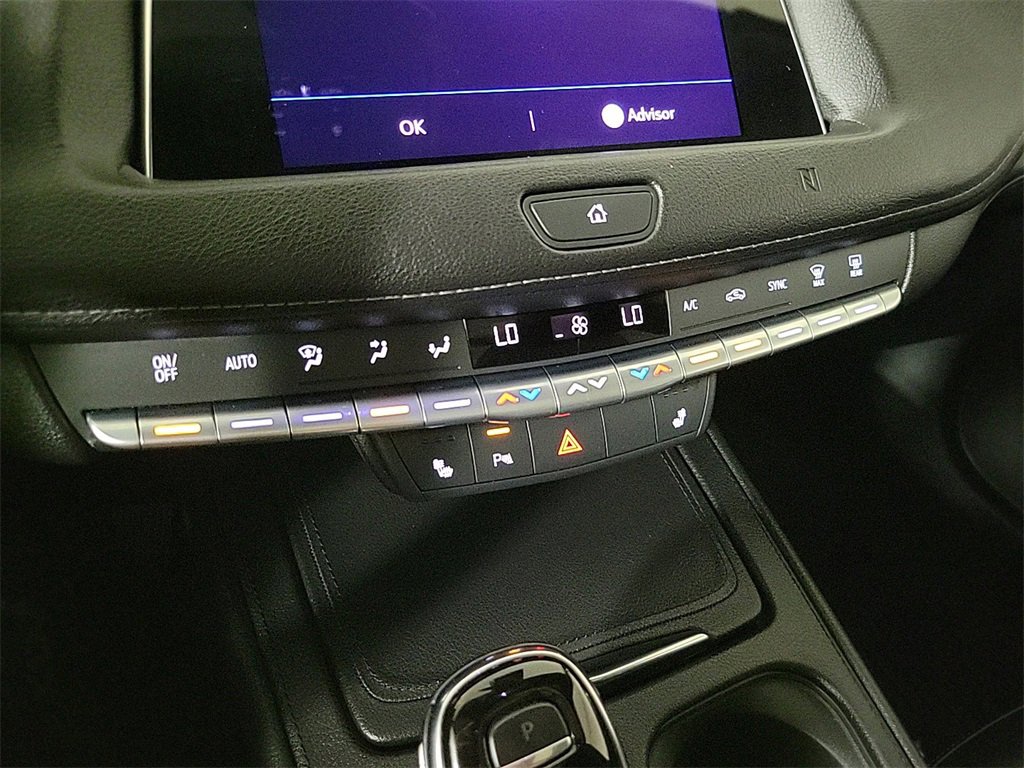 Certified 2020 Cadillac XT4 Premium Luxury w/ Cold Weather Package image 19