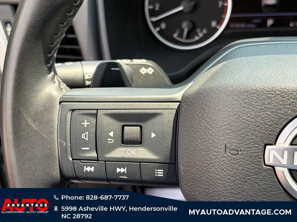 Used 2025 Nissan Rogue SV AWD/4WD image 20