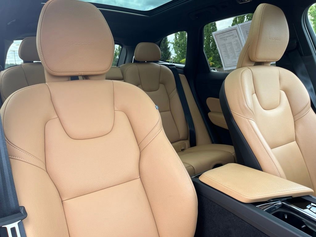 Used 2019 Volvo XC60 T5 Inscription w/ Protection Package Premier AWD/4WD image 21