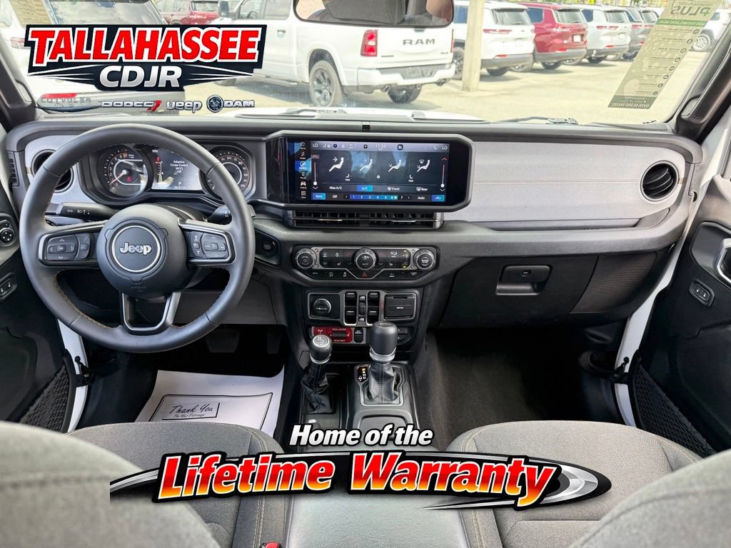 Used 2025 Jeep Gladiator Sport AWD/4WD image 25