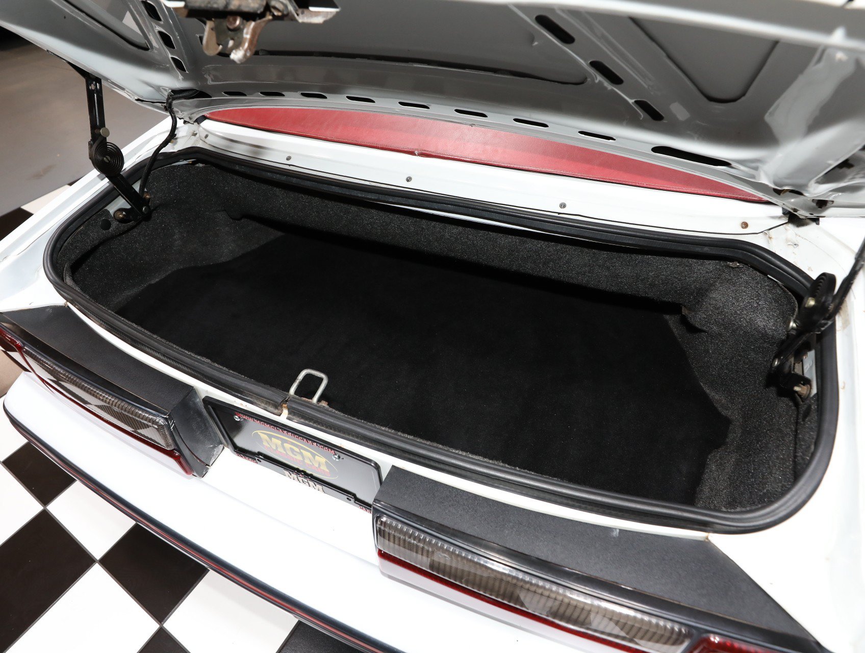 Used 1991 Ford Mustang LX RWD image 5