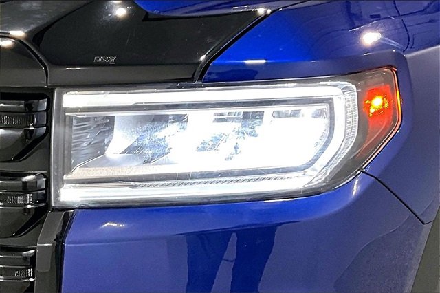 Used 2023 GMC Acadia SLE image 34