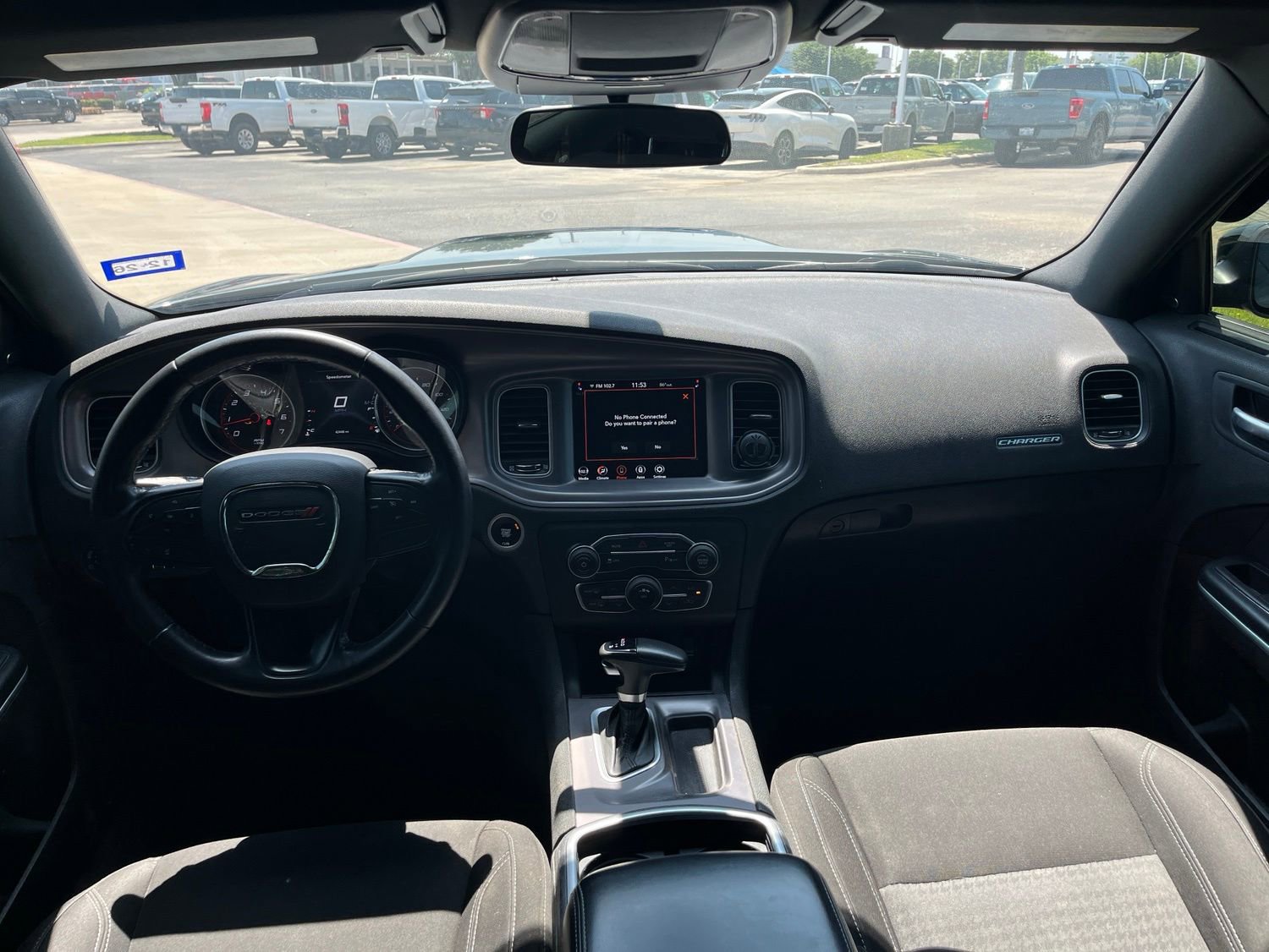 Used 2023 Dodge Charger SXT RWD image 5