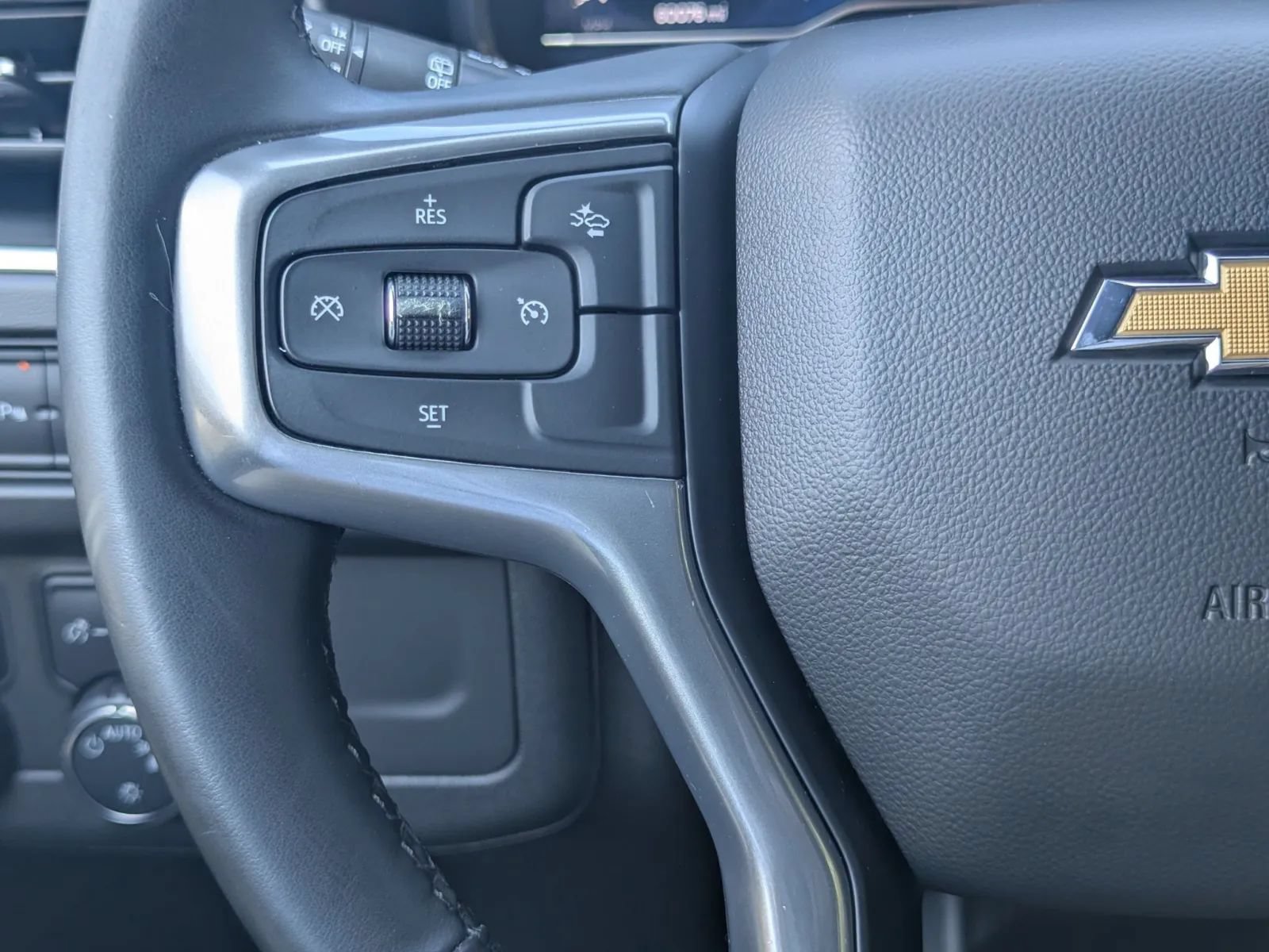 Used 2024 Chevrolet Tahoe LT AWD/4WD image 22