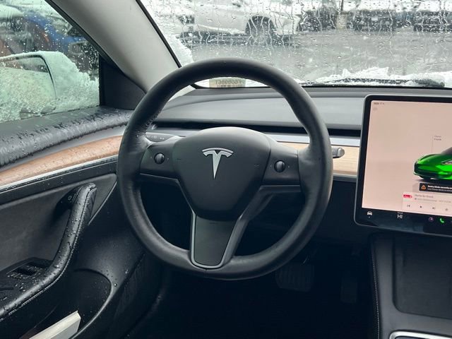 Used 2023 Tesla Model 3 Standard Range image 16
