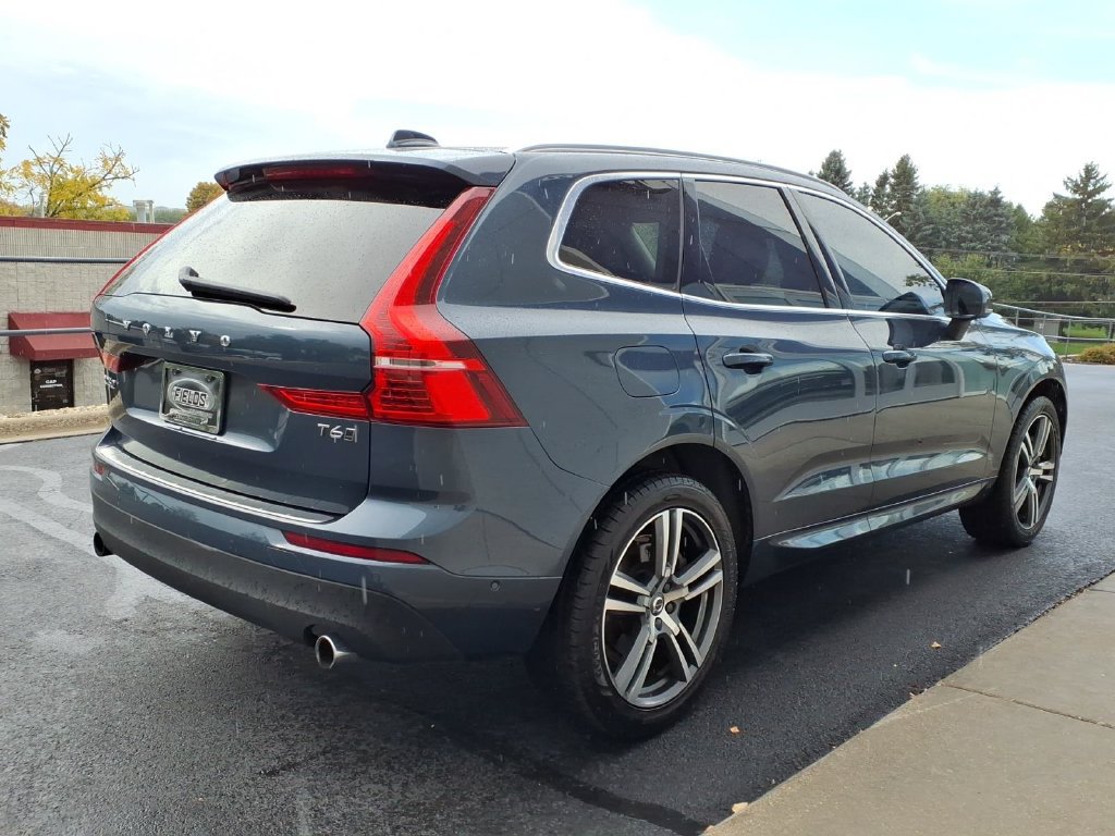 Used 2018 Volvo XC60 T6 Momentum w/ Convenience Package AWD/4WD image 5
