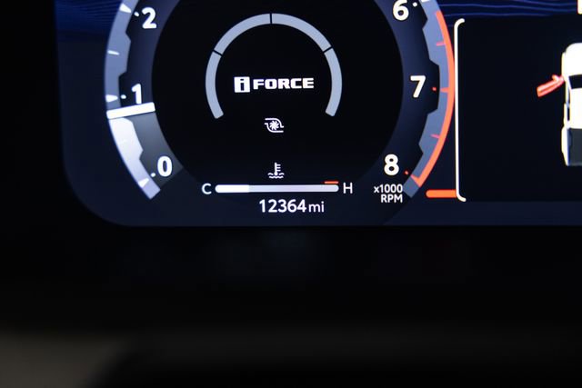 Used 2025 Toyota Tacoma TRD Sport image 25