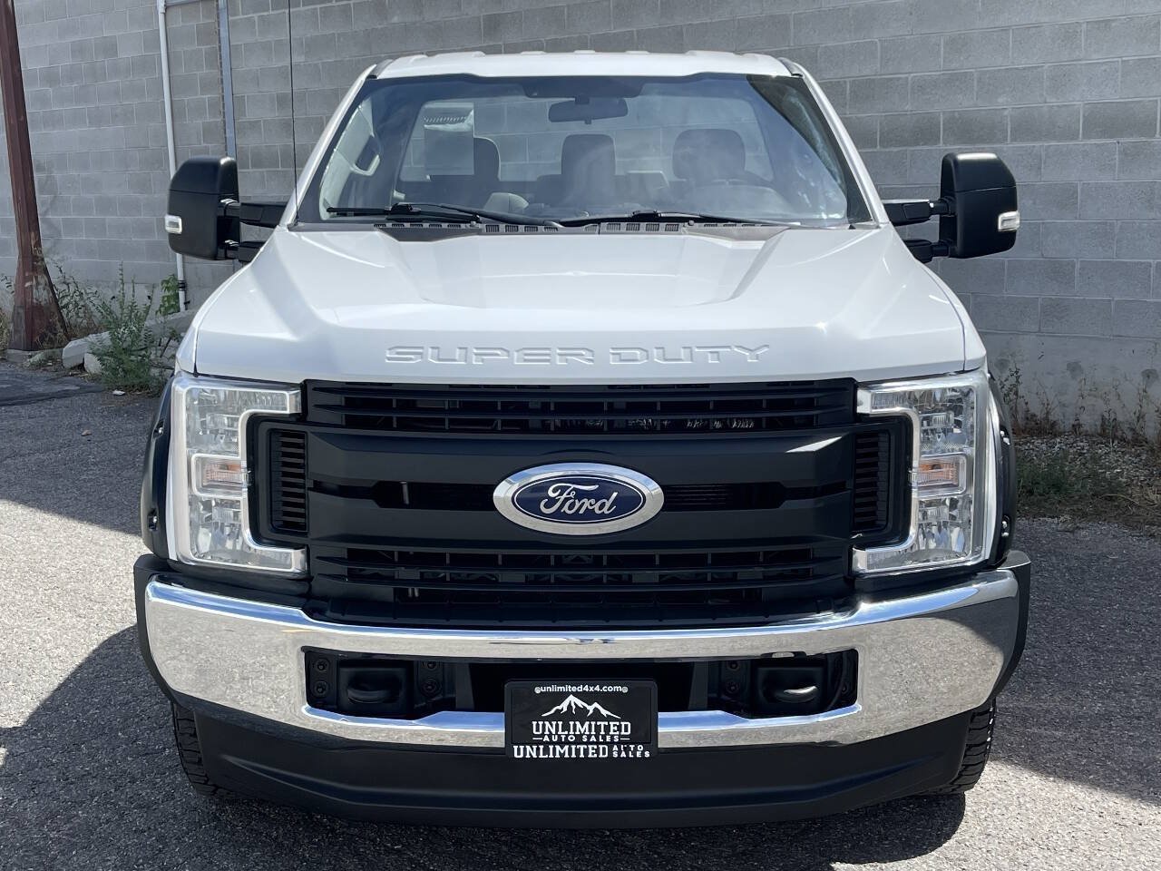 Used 2019 Ford F250 XL w/ Power Equipment Group AWD/4WD image 5