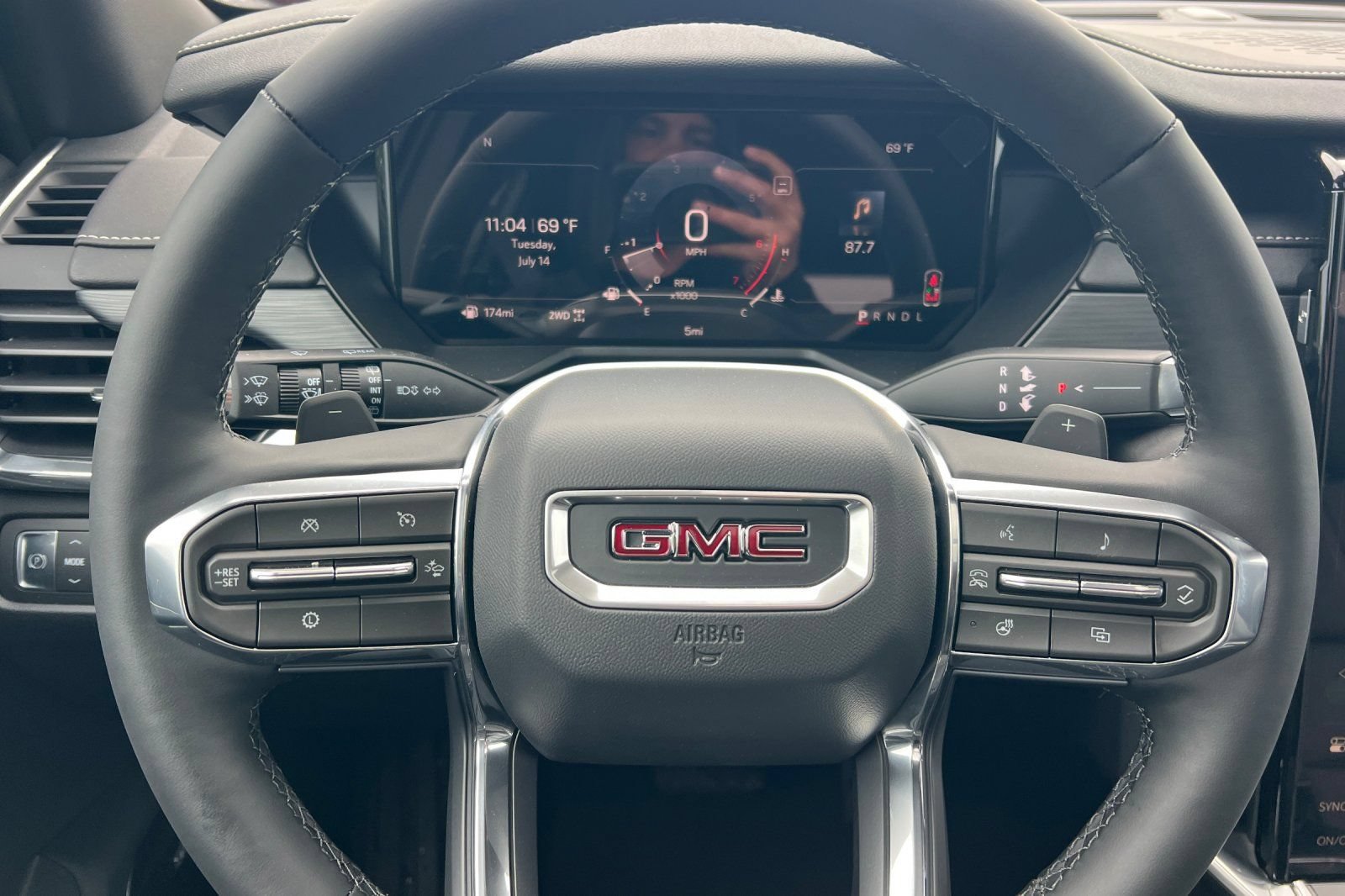 New 2026 GMC Acadia Elevation w/ Black Edition AWD/4WD image 22