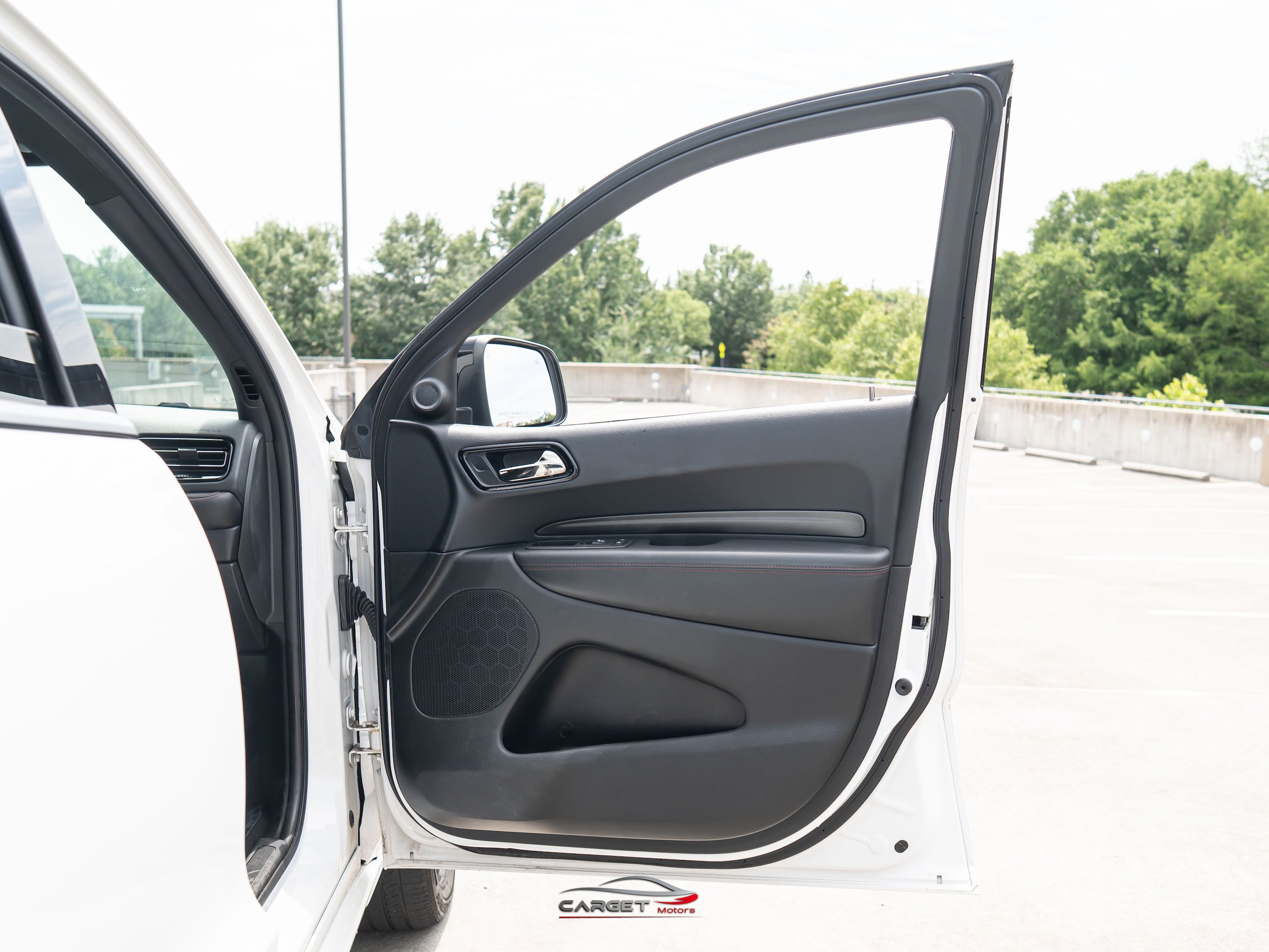Used 2022 Dodge Durango R/T w/ Blacktop Package AWD/4WD image 46