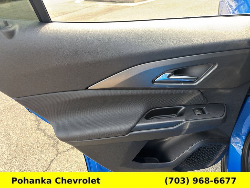 New 2026 Chevrolet Equinox EV LT FWD image 23