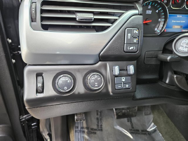 Used 2015 Chevrolet Tahoe LT AWD/4WD image 24