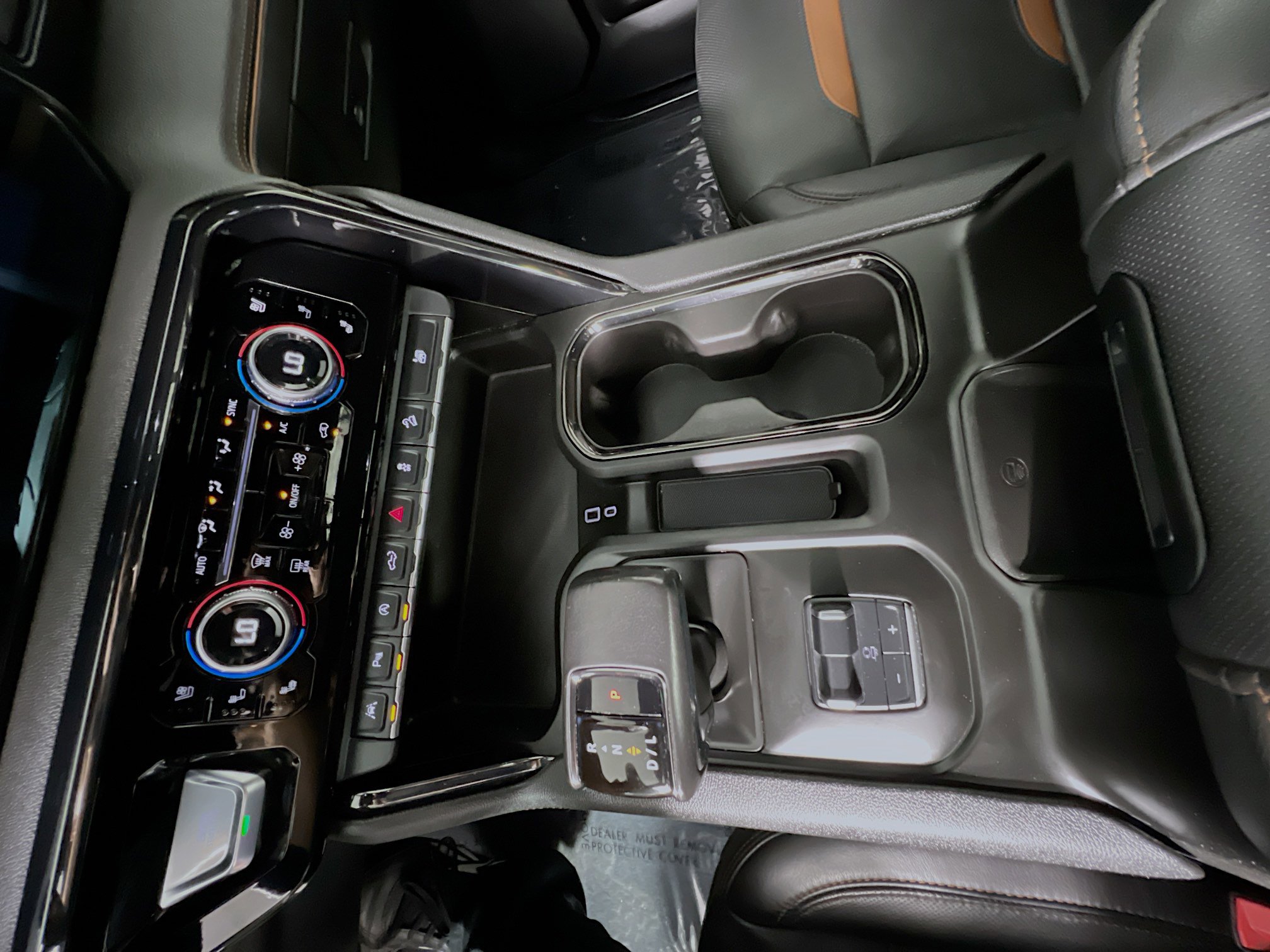 Used 2022 GMC Sierra 1500 AT4 w/ AT4 Premium Package image 25