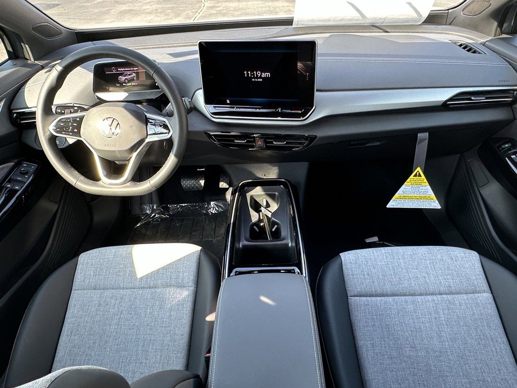 New 2025 Volkswagen ID.4 Pro AWD/4WD image 9