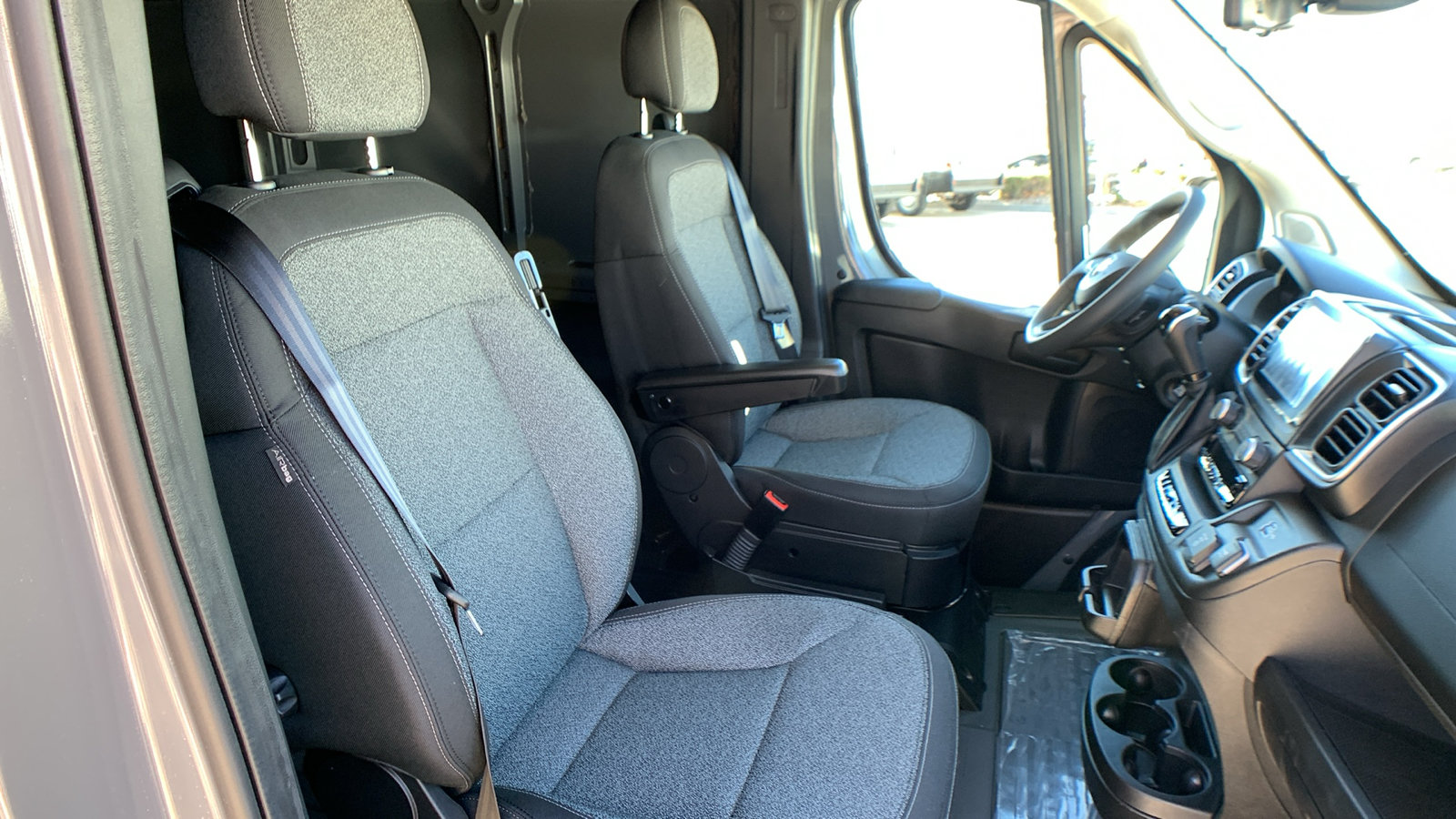 New 2026 RAM ProMaster 2500 w/ Quick Order Package 22G SLT FWD image 23