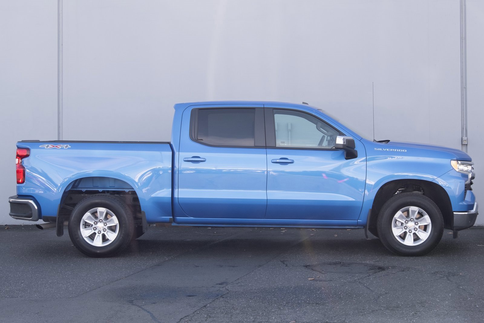 Used 2025 Chevrolet Silverado 1500 LT image 24