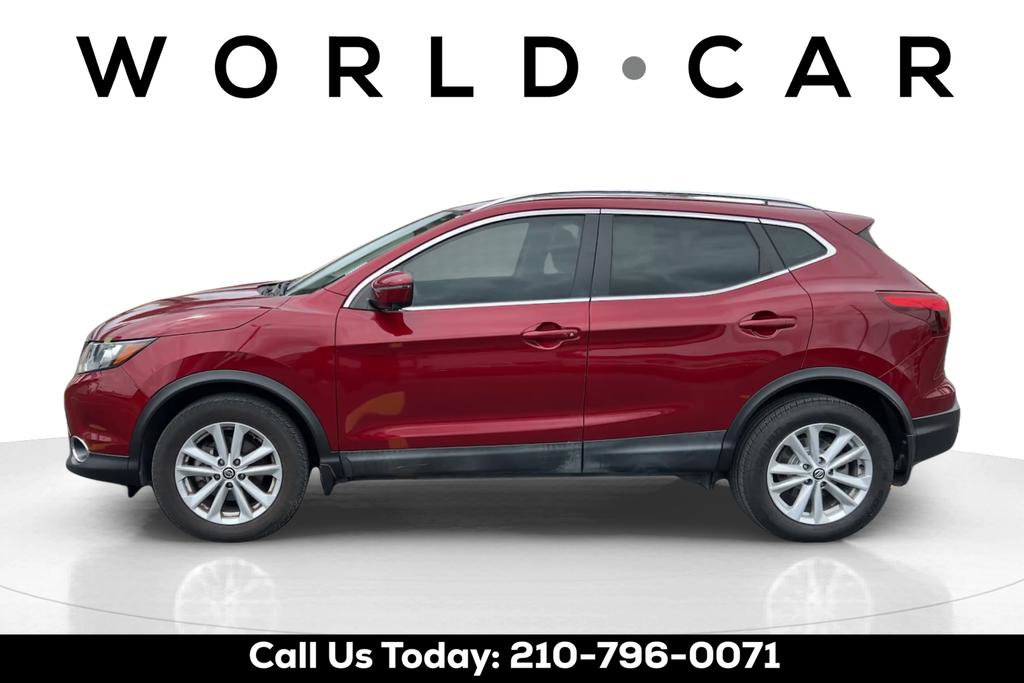 Used 2019 Nissan Rogue Sport SV w/ Technology Package image 3