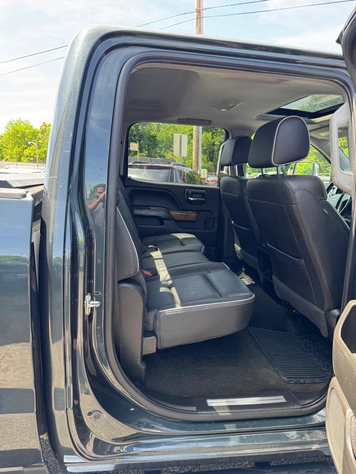 Used 2018 Chevrolet Silverado 3500 High Country w/ Duramax Plus Package AWD/4WD image 21