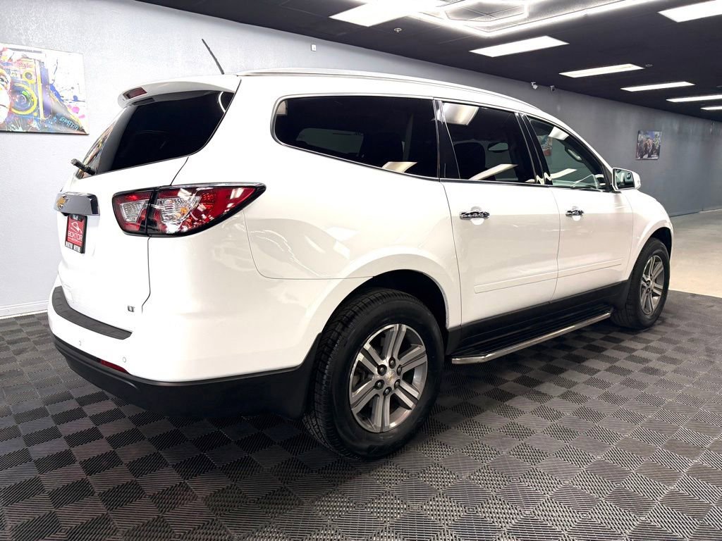 Used 2017 Chevrolet Traverse LT FWD image 15