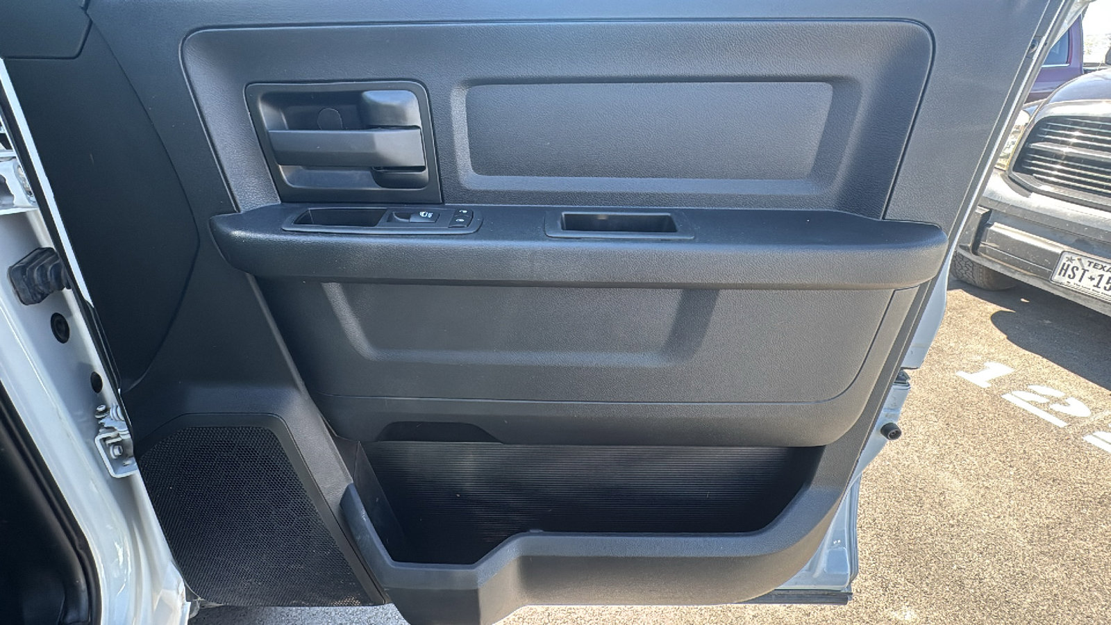 Used 2023 RAM 3500 Tradesman w/ Chrome Appearance Group image 28